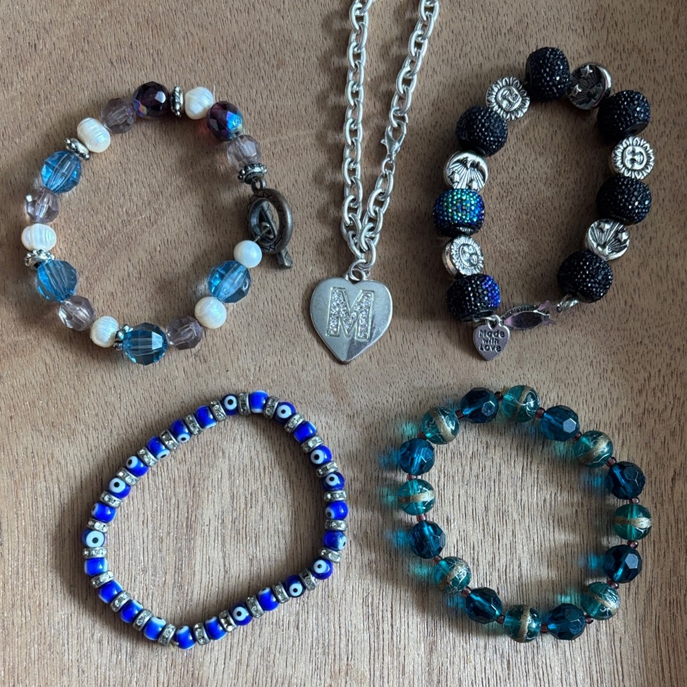 Chic Blue And Silver Bracelet Collection